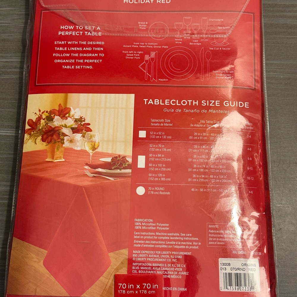 🆕Holiday Red Tablecloth - Picture 7 of 7